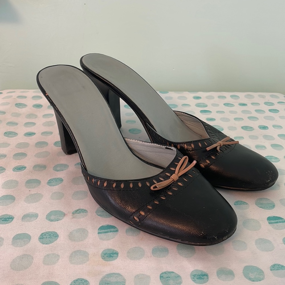 BCBG black leather mules size 9.5